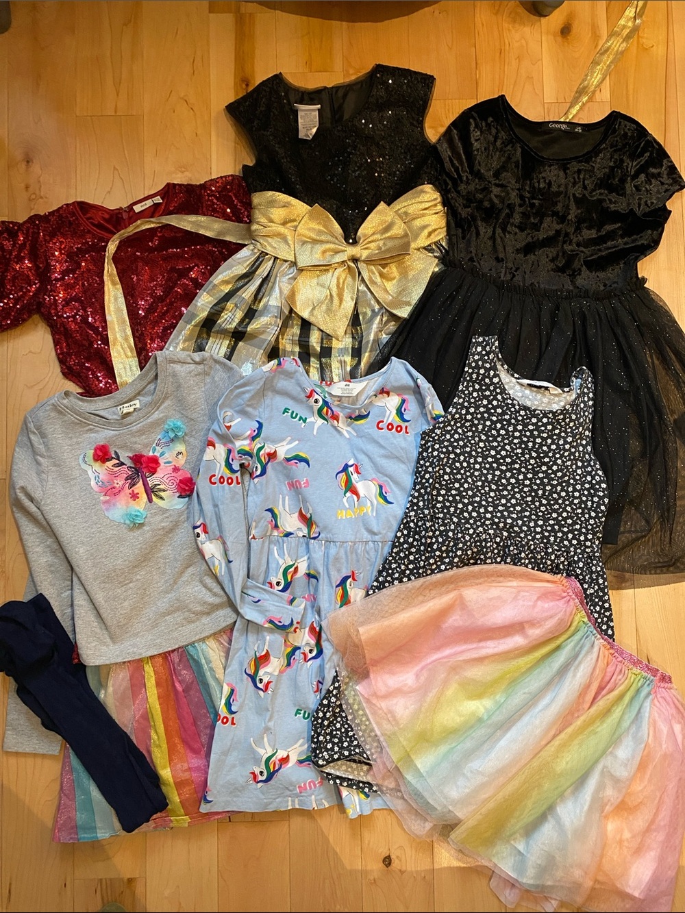 Bundle of dresses girl size 9-10-12